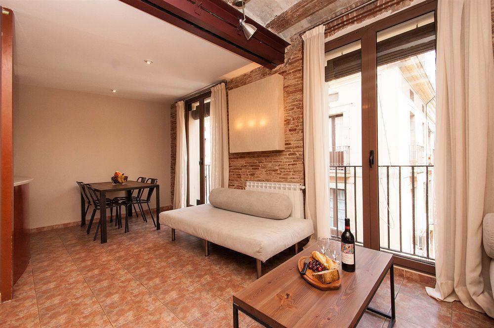 Borne Decimononico 4* Barcellona